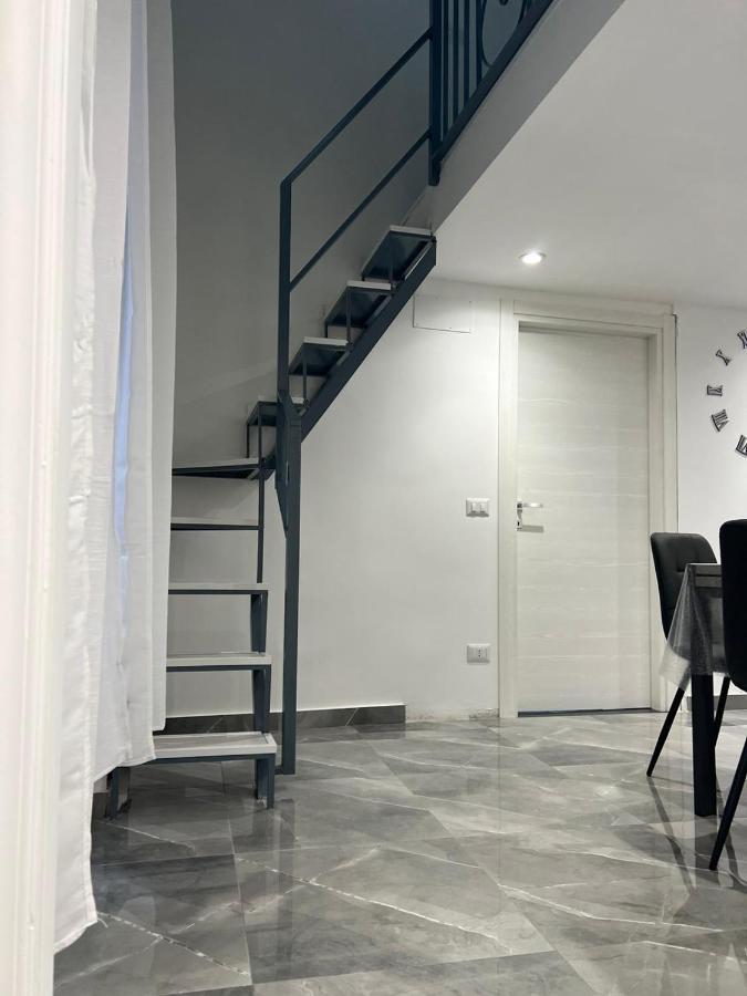 Casa Aurora Apartment เนเปิลส์ ภายนอก รูปภาพ