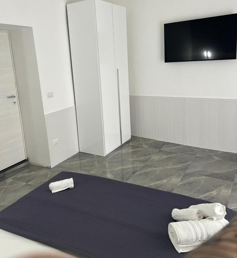 Casa Aurora Apartment เนเปิลส์ ภายนอก รูปภาพ
